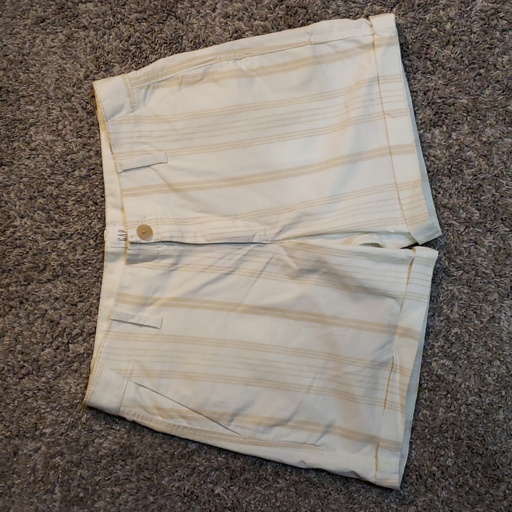 Gap Shorts